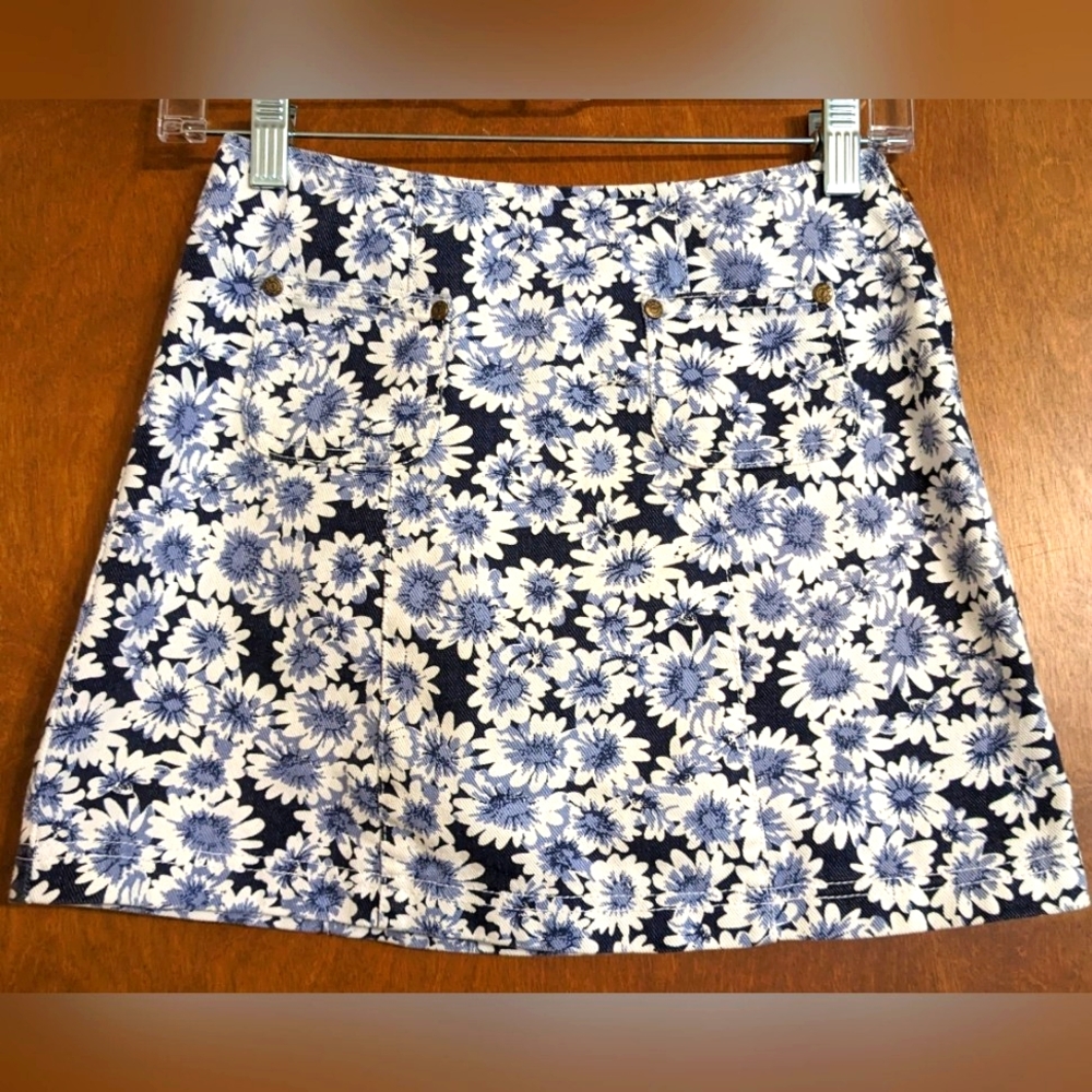 Vintage 90s BeBop blue white daisy flower print 2 pocket denim A line skirt sz 4